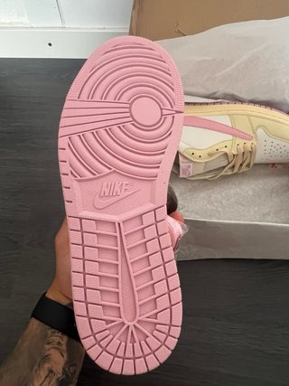Nike Travis Scott