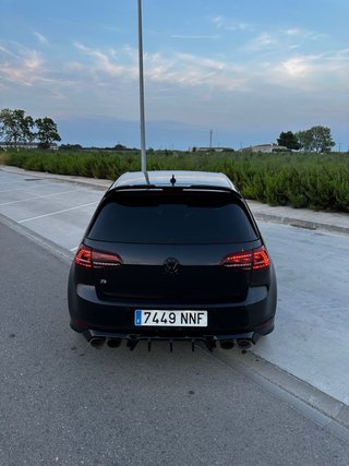 Volkswagen Golf 2016