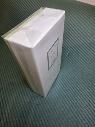 Perfume nicho Van Cleef & Arpels Oud Blanc 75ml