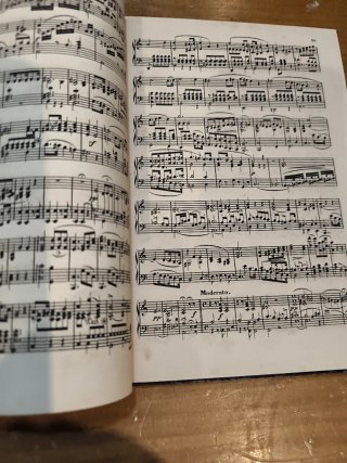 Partitura Antigua Ópera Le Freischütz Piano