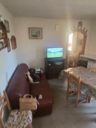 Vendo appartamento gia arredato 7 vani + cantina
