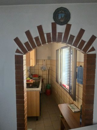 Vendo appartamento gia arredato 7 vani + cantina