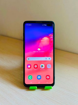 Samsung S10