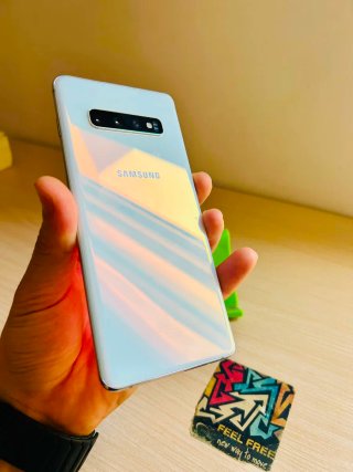 Samsung S10