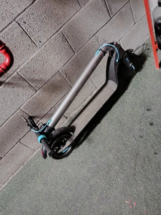 Patinete Cecotec Negro