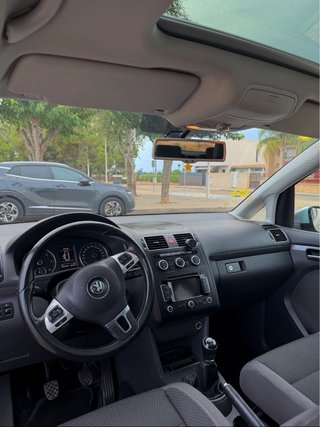 Volkswagen Touran 2014