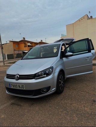 Volkswagen Touran 2014