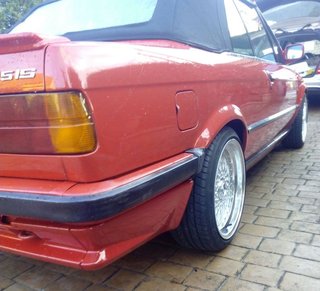 054-KIT BMW E30 M TECH 1 EN FIBRA