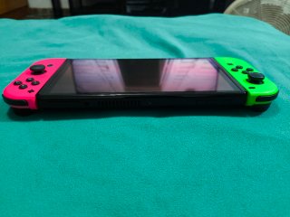 Nintendo Switch OLED + HORI + 128GB + accesorios