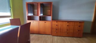 Muebles de salón, mesa de comedor y 4 sillas