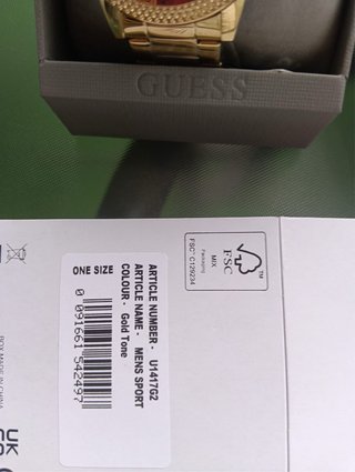 Reloj Guess Dorado y Negro