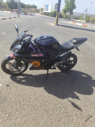 Yamaha yzf 125 R