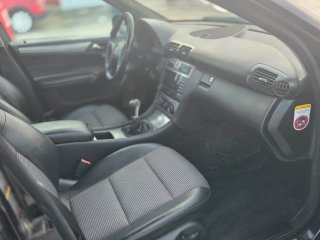 Mercedes-Benz Clase C 2005