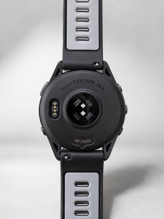 Reloj Garmin Forerunner 265 Music Negro