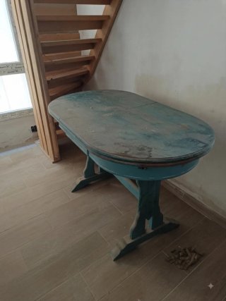 Mesa de madera para restaurar