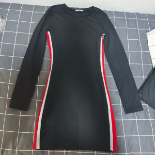 Vestido Pull&Bear negro con rayas