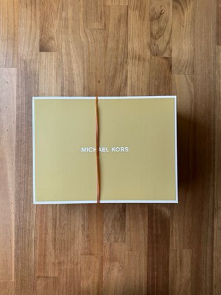 Sandalias Michael Kors Plataforma Beige Doradas