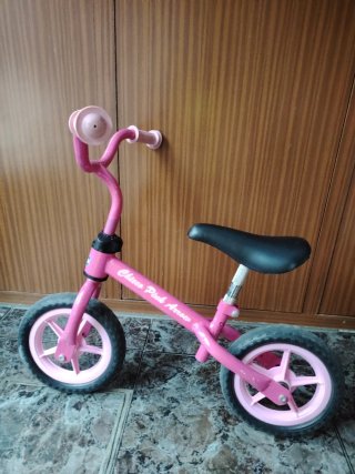 Bicicleta de equilibrio Chicco Pink Arrow