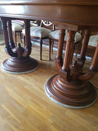 Mesa comedor y 6 sillas con lámpara