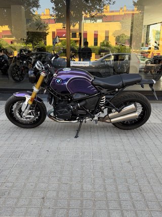BMW R nine T Naked Morado/Dorado