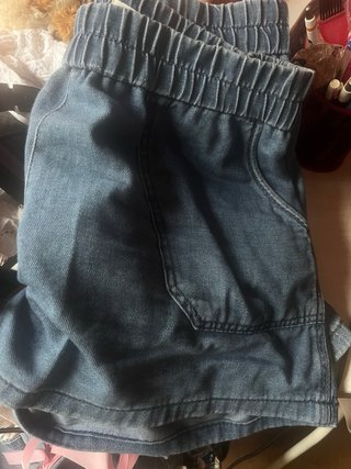 Pantalon corto