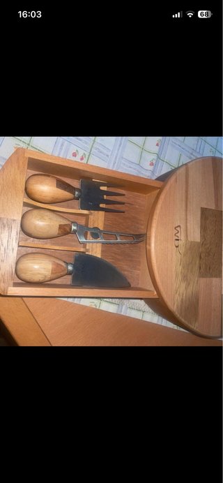 Tagliere WD in legno