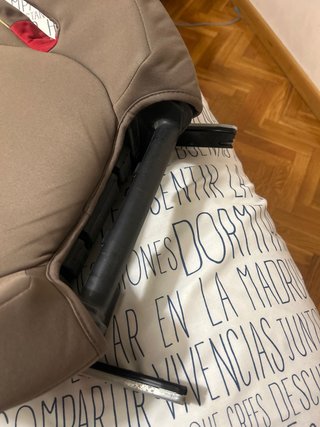 Alzador coche niño Solution X2-4 con Isofix