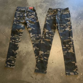 Conjunto Calças e Casaco Camuflado