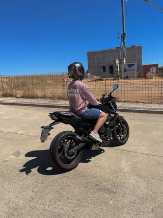Yamaha XJ6 A2 2011