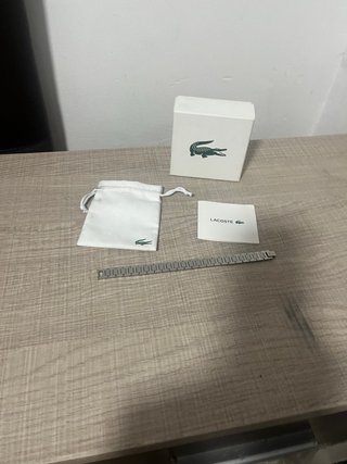 Pulsera Lacoste Plata y Blanca
