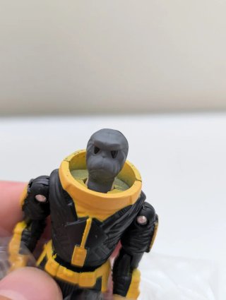 Astro Reptis gris, homenaje Madelman 2050