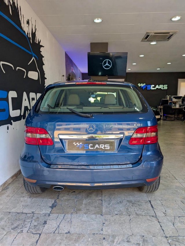 MERCEDES-BENZ 🟡 B 180 CDI 109cv MOTOR MERCEDES