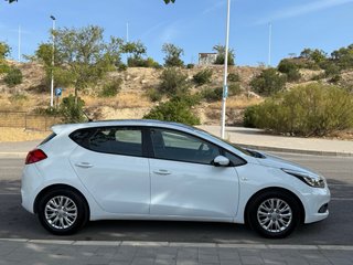 KIA Ceed 2015 SOLO 27.000km