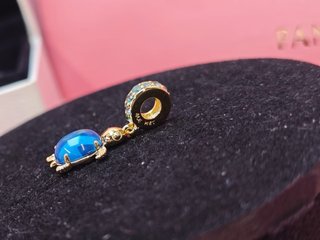 Pandora Tortuga Charm S925 Azul y Dorado