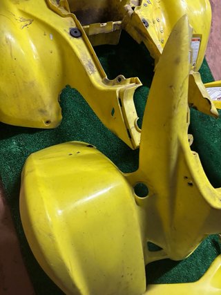 Plásticos Suzuki LTZ Amarillo