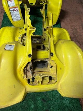 Plásticos Suzuki LTZ Amarillo
