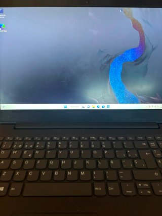 Ordenador portátil Lenovo Negro