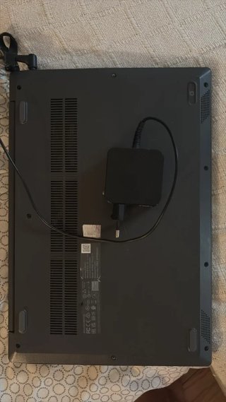 Ordenador portátil Lenovo Negro