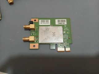 Tarjeta de red WiFi basica con + antenas gratis.