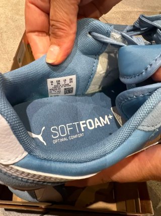 Deportivas Puma Azules y Blancas varios números