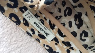 Conjunto Falda Leopardo y Camiseta Negra M