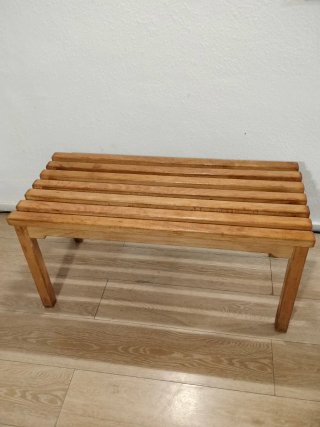 Banco de madera maciza