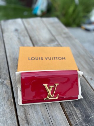 Louis Vuitton Cartera Roja/Fucsia
