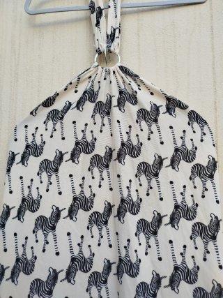 Vestido con estampado de cebras
