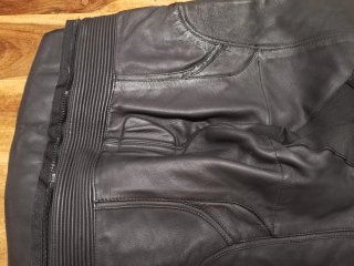 Pantalón cuero Frank Thomas