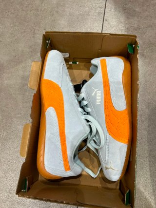 Deportivas Puma Grises y Naranjas varios numeros