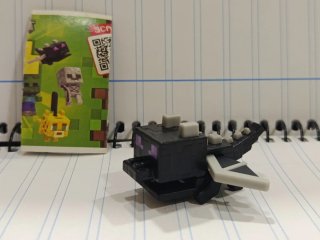 Figura Kinder Joy Minecraft Dragón del End