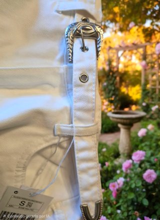 Calças Branco cru da Bershka com Cinto
