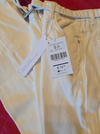 Calças Branco cru da Bershka com Cinto