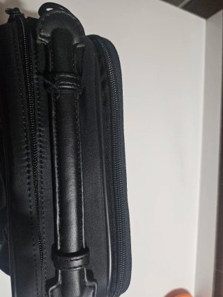 Bolso negro de hombro